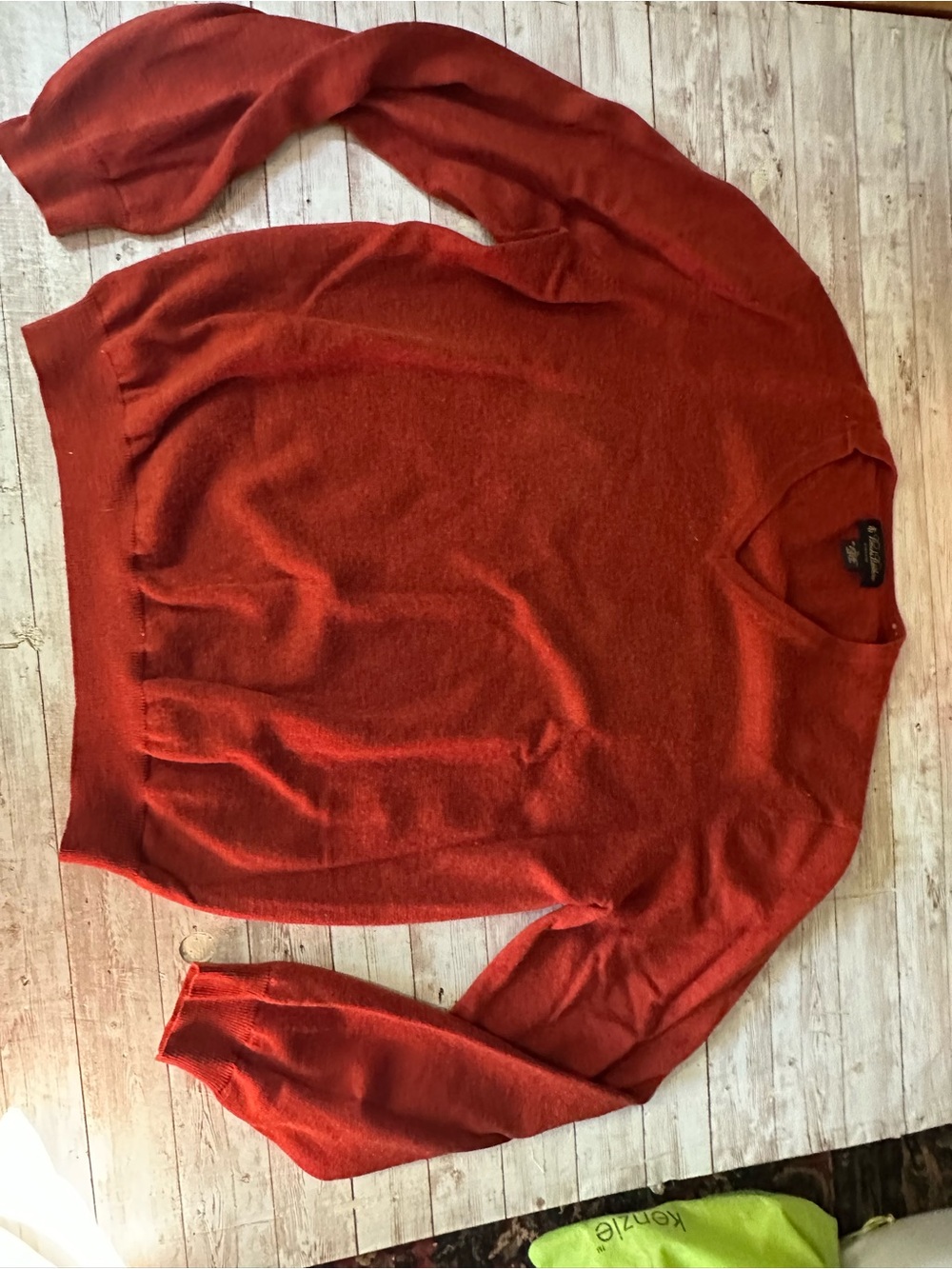 Brooks Brothers Men's V-becoming wool Sweater in Rust Orange